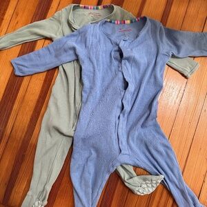 Magnetic Me footie onesies 12-18 months